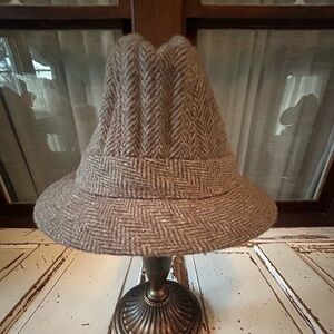 Vintage 1970’s Totes Brand Fedora Hat Large Polyester Blend